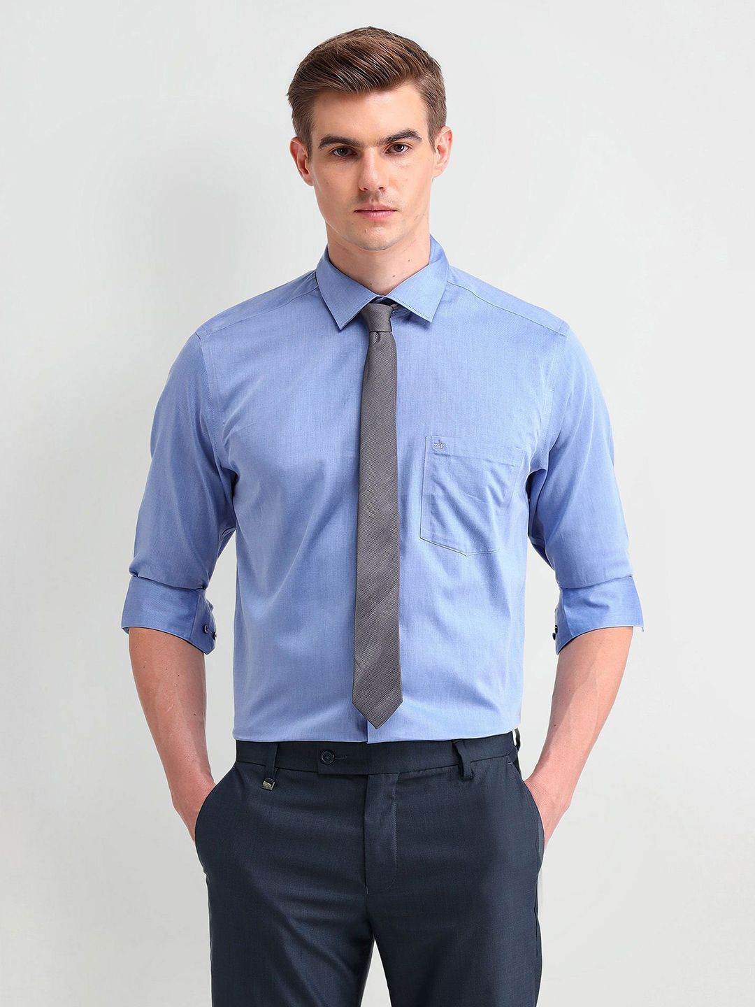 Arrow Men Classic Spread Collar Solid Cotton Formal Shirt-picture-32