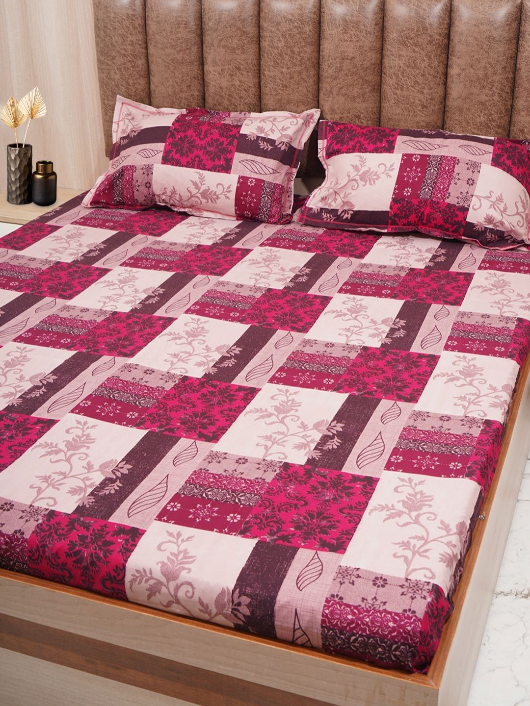 Adwitiya Pink & Black Ethnic Motifs 210 TC Queen Bedsheet with 2 Pillow Covers-picture-38