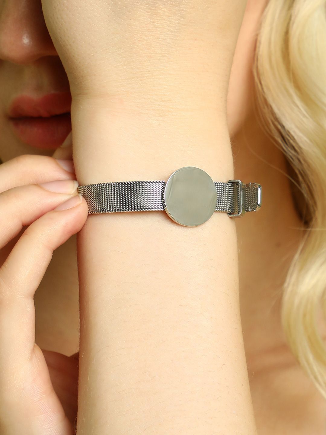 SOHI Women Silver-Plated Wraparound Bracelet-image-1