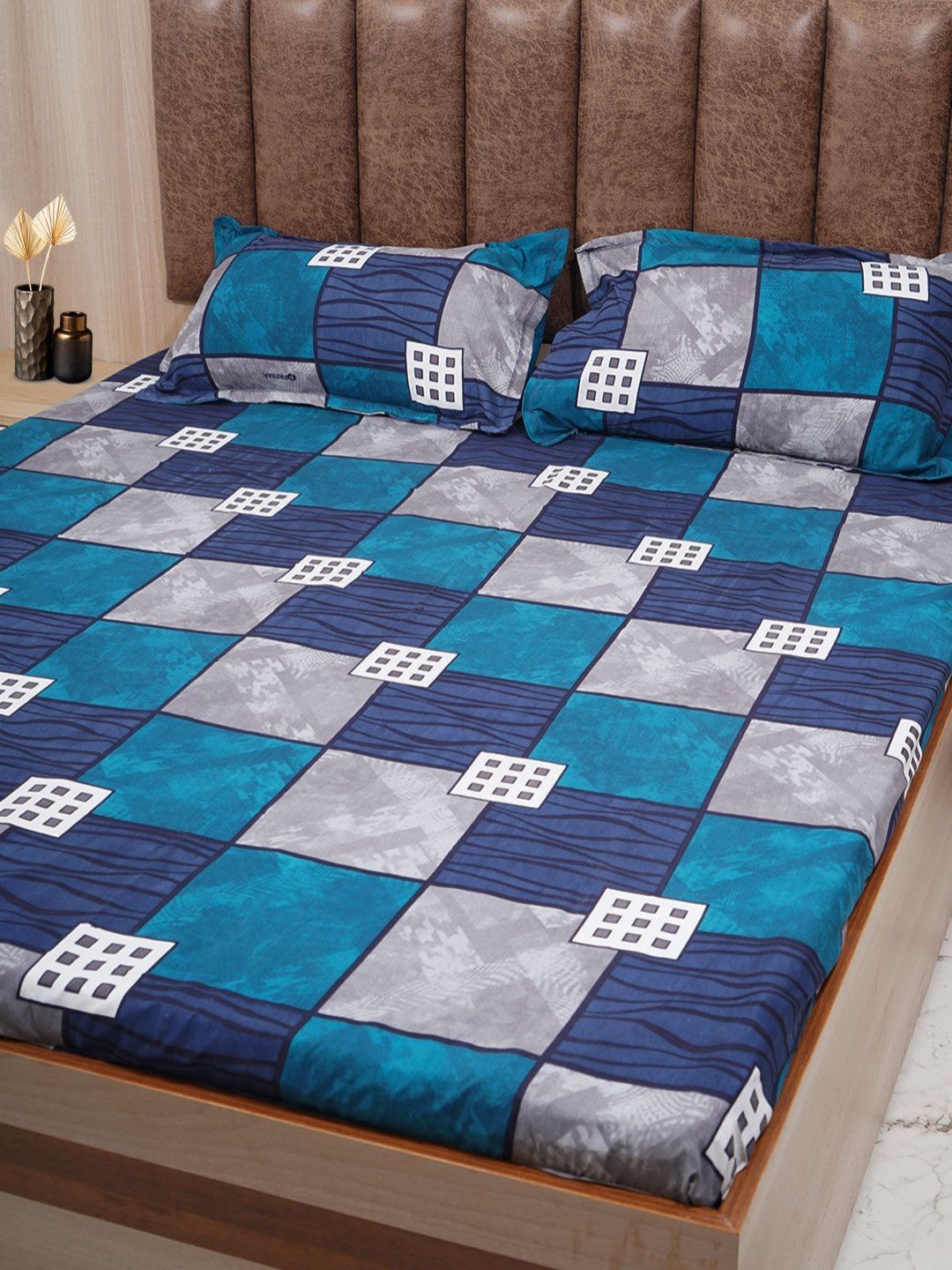 Adwitiya Blue & Grey Geometric 210 TC Queen Bedsheet with 2 Pillow Covers-picture-22