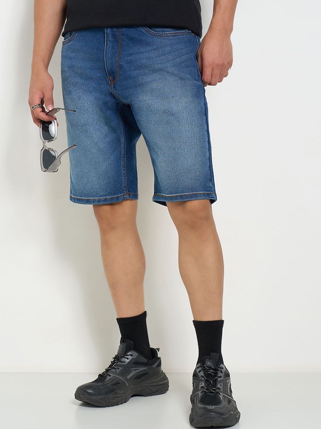 SF JEANS by Pantaloons Men Washed Regular Fit Denim Shorts-picture-12