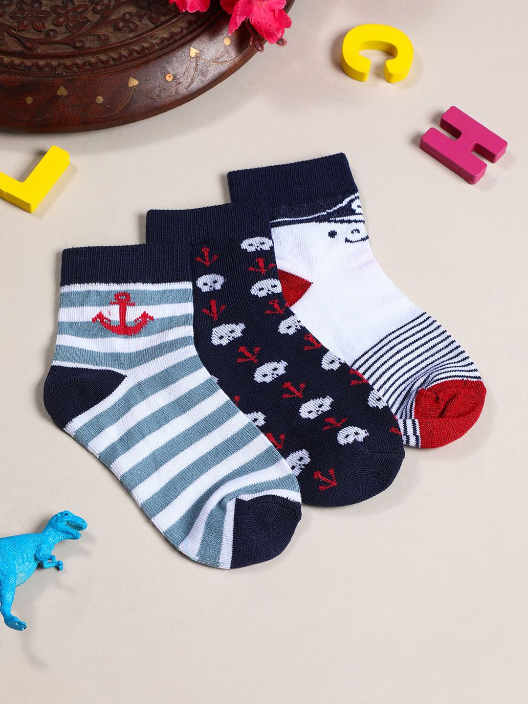 YK Boys Pack Of 3 Patterned Ankle-Length Socks