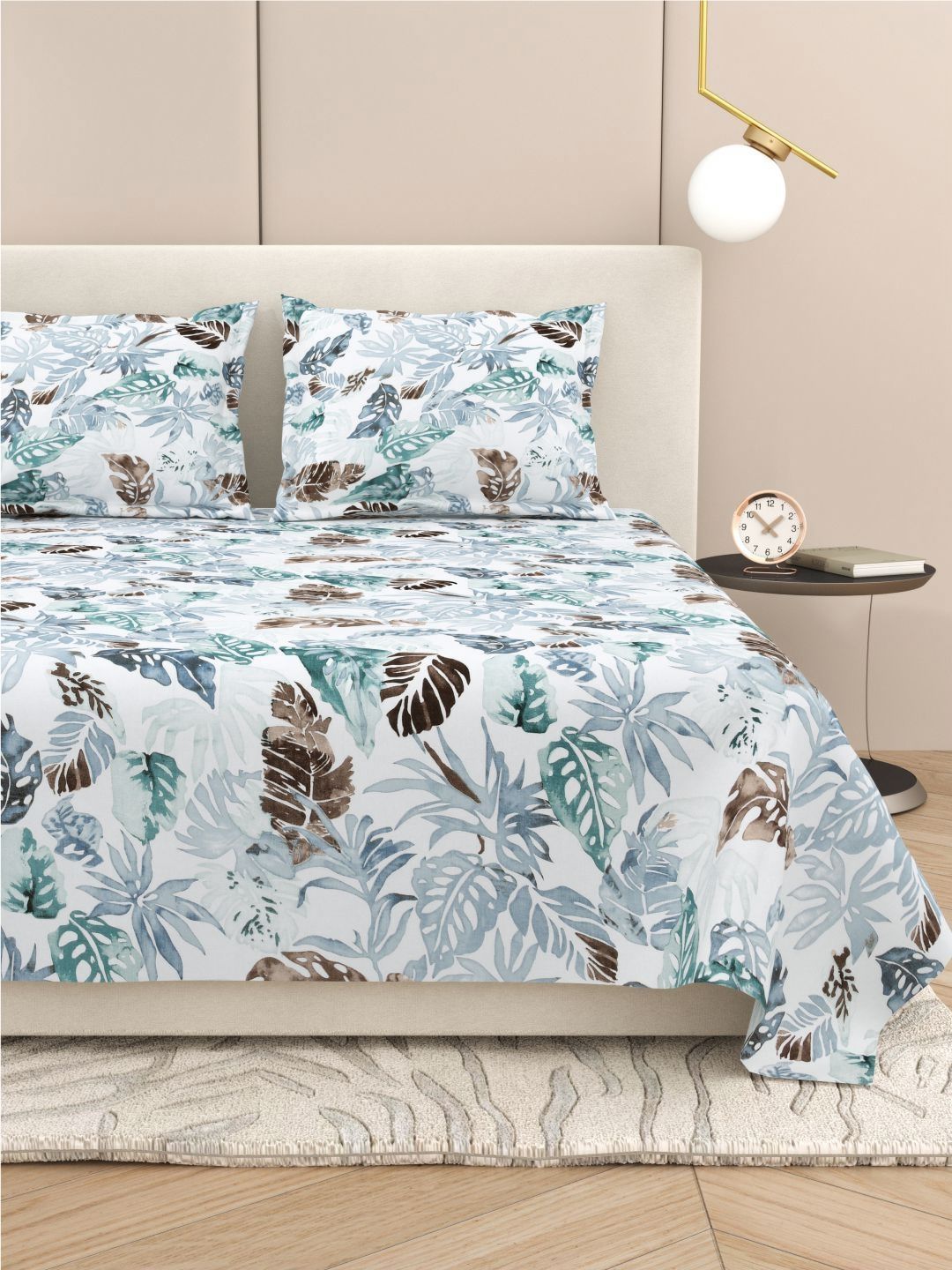 DREAM WEAVERZ White And Grey Printed Cotton 220 TC King Bedsheet Set 2.75m x 2.55m-image-47