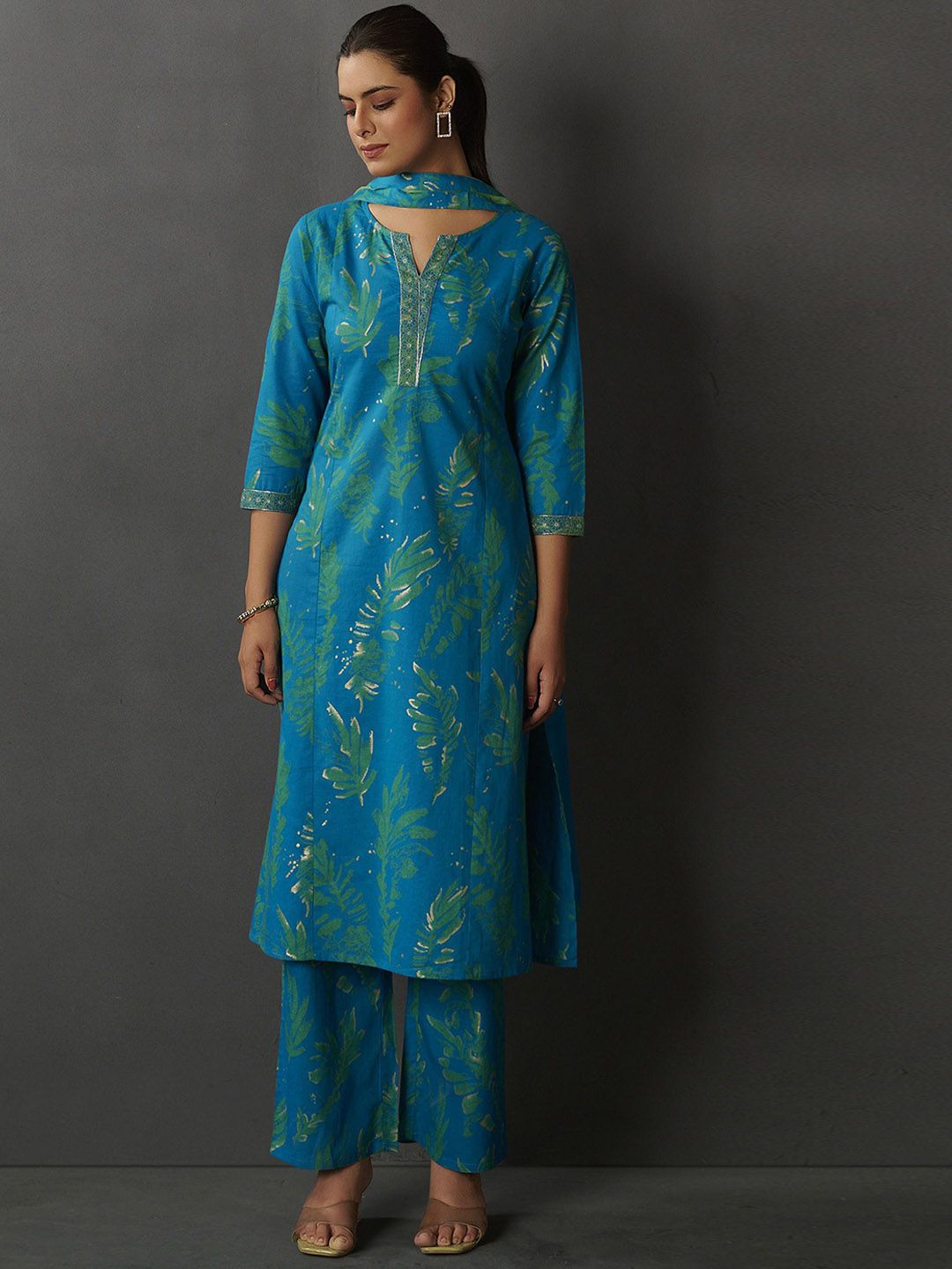 Floral printed black round_neck Pure Cotton Kurta Set With Trouser & Dupatta