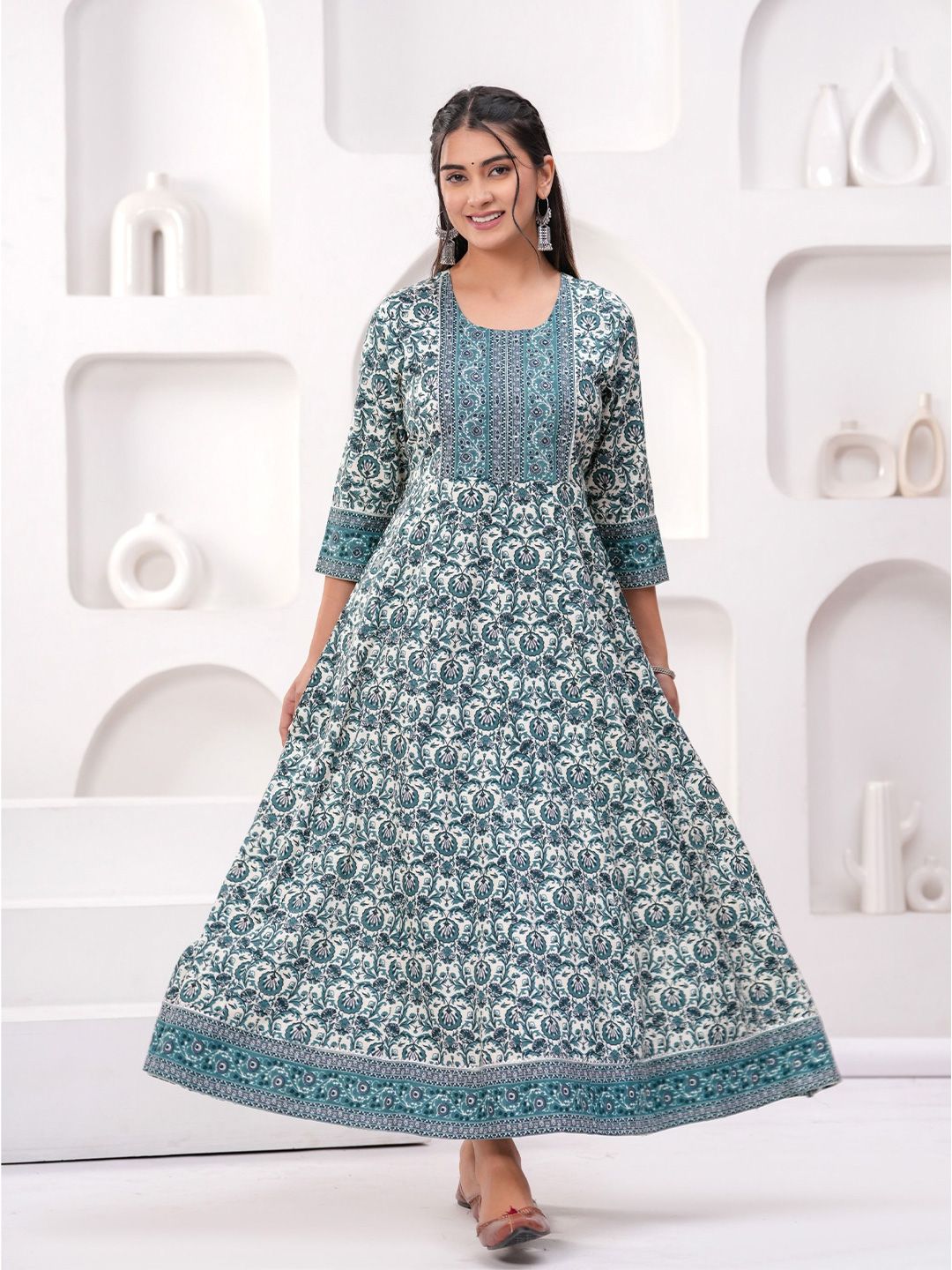 CHIRAAI Women Floral Printed Anarkali Kurta-picture-21