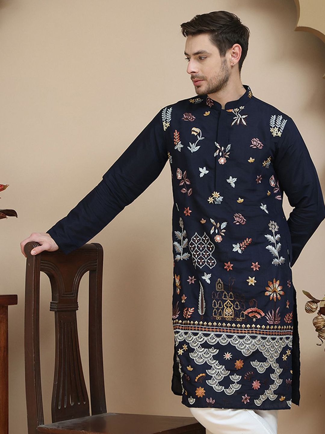 Jompers Men Floral Embroidered Chikankari Floral Kurta-picture-54