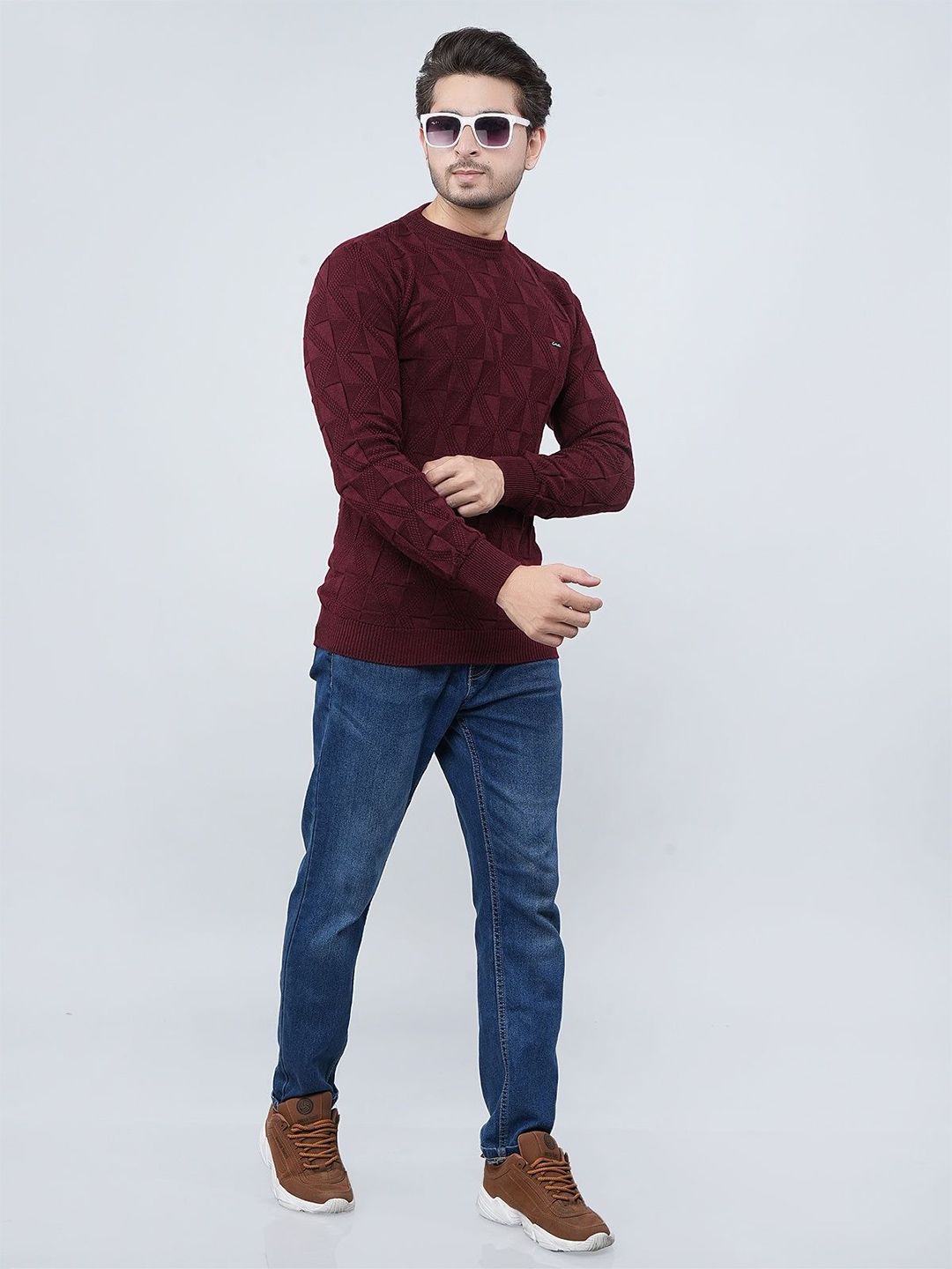 FEVERFEW Men Round Neck Pullover Sweater-picture-11