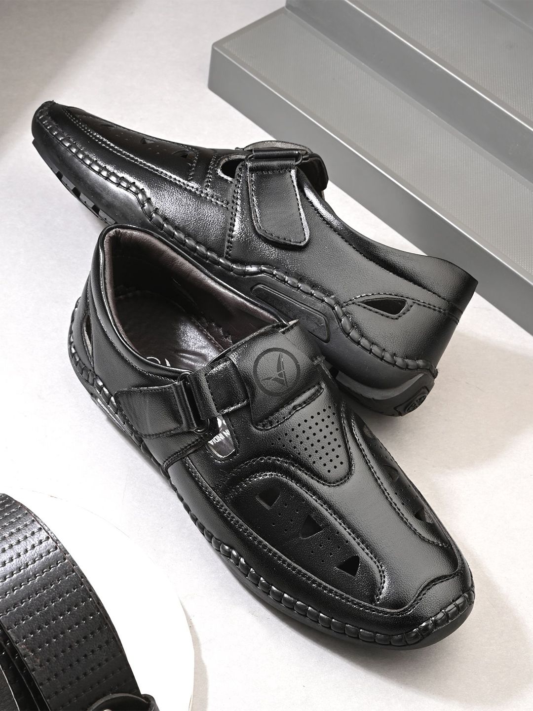 Vellinto Men Ethnic Comfort Sandals-picture-29