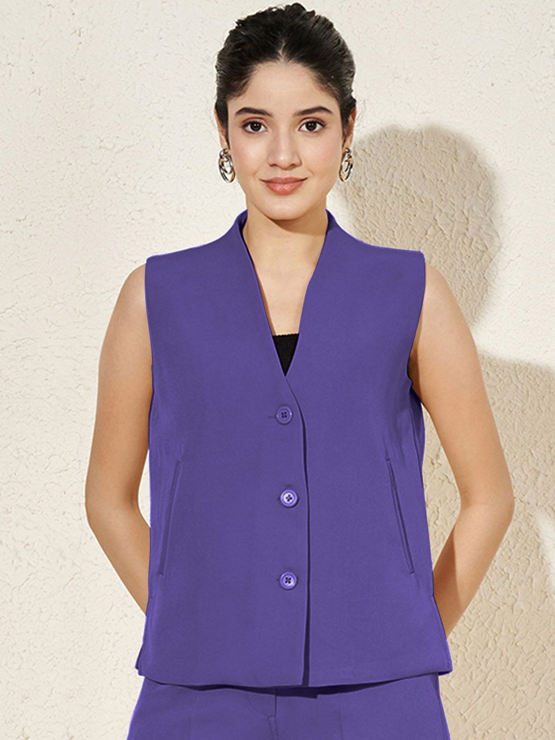 BRINNS V Neck Slim-Fit Waistcoat-picture-17