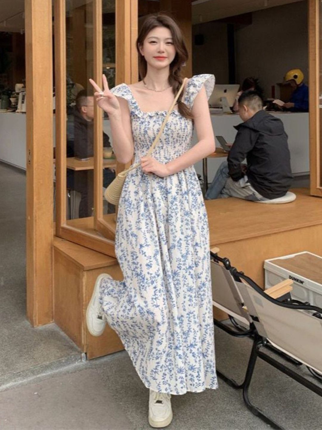 Women's Blue Floral Printed Georgette Fit & Flare Maxi Dress