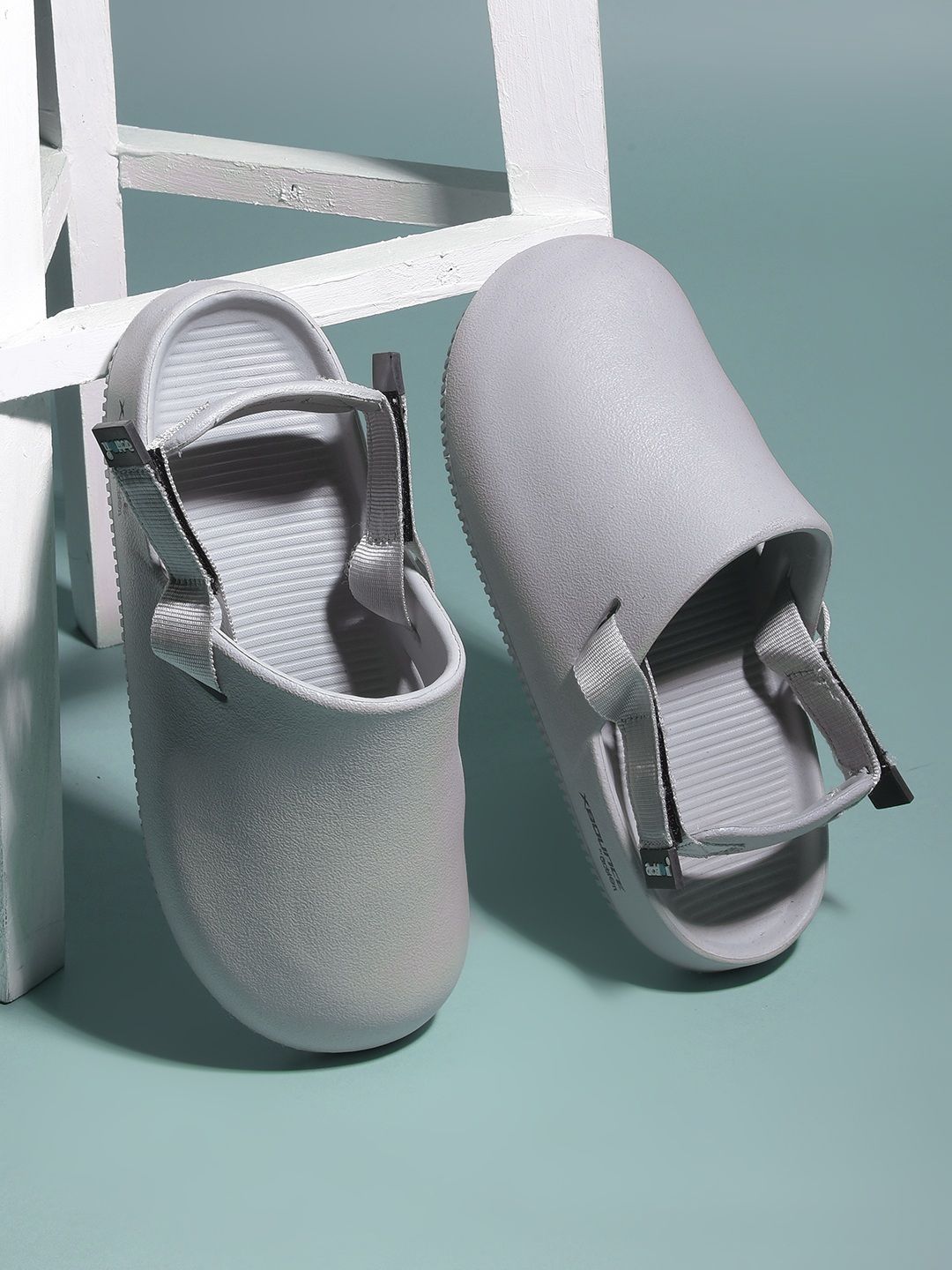 Action Plus Men Solid Clogs-picture-23