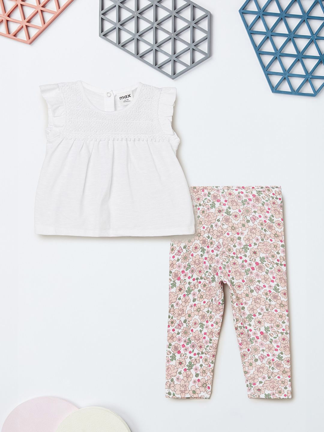 max Girls-picture-26