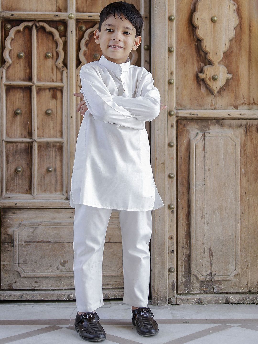 Stuffie Land Boys Regular Pure Cotton Kurta with Pyjamas-picture-33