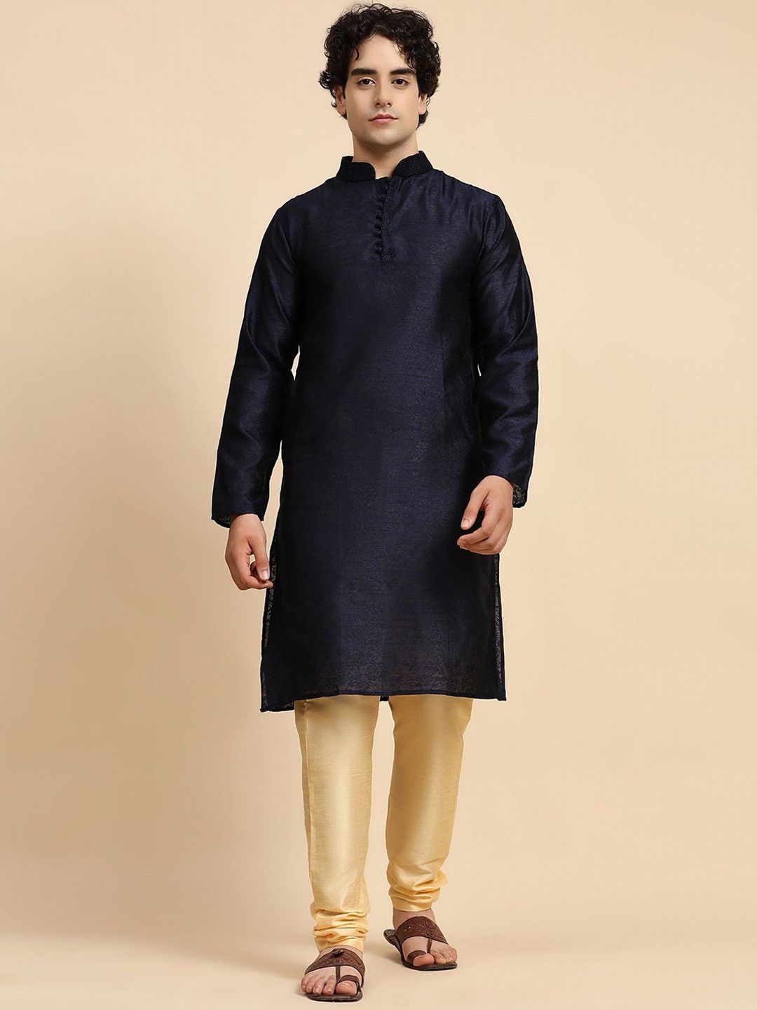 Moda Rapido Men Ethnic Motifs Embroidered Regular Thread Work Kurta with Pyjamas-image-9