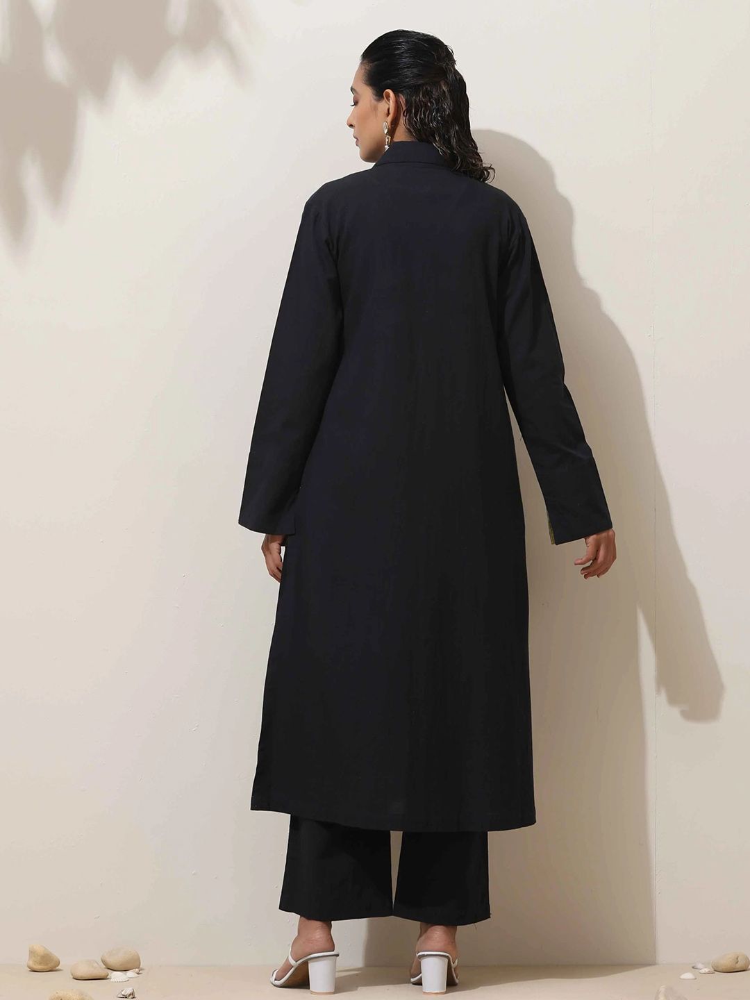 Black Embellished Kurta Set With Pants