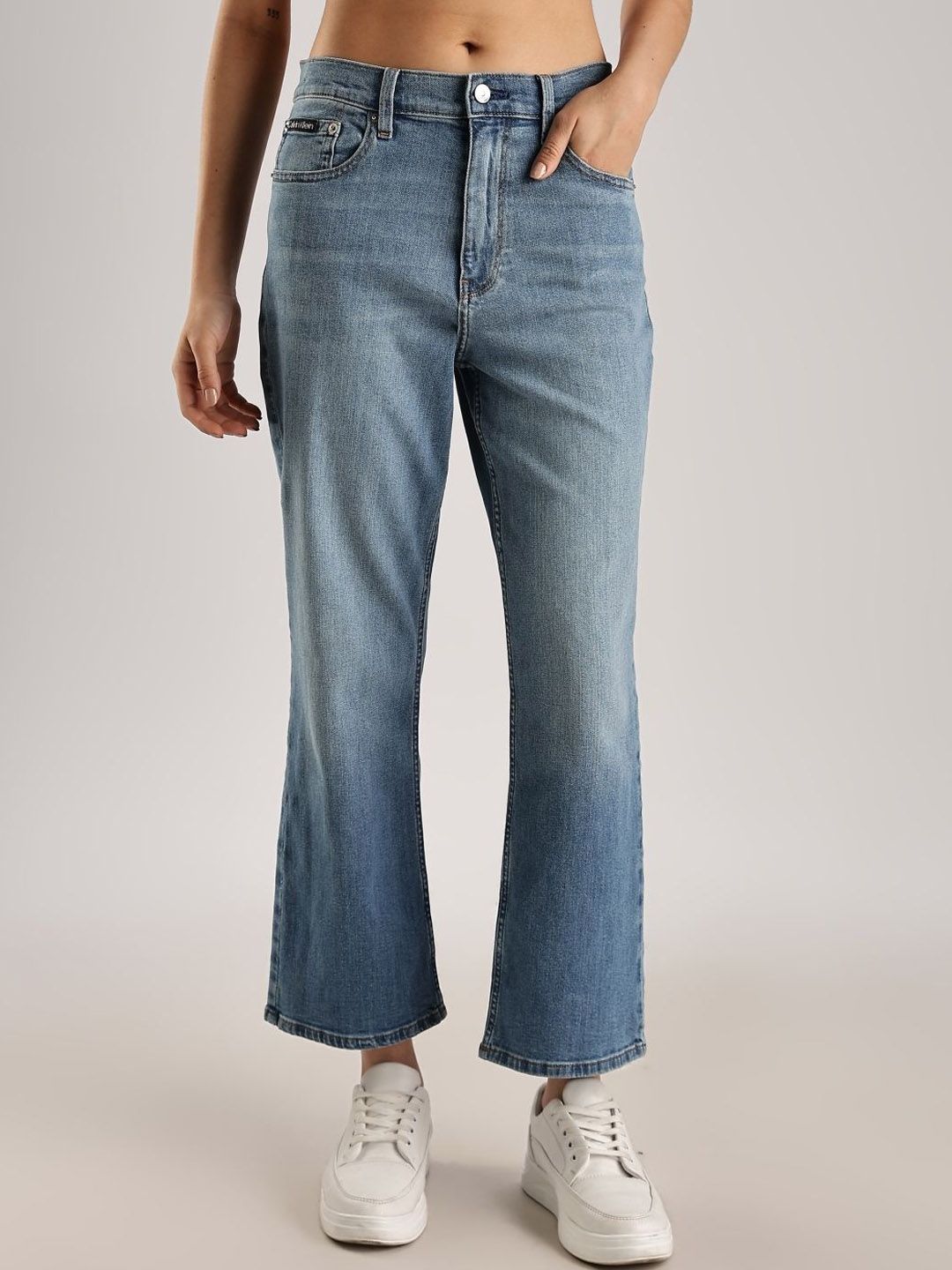 Calvin Klein Women Bootcut High-Rise Light Fade Stretchable Jeans-picture-18