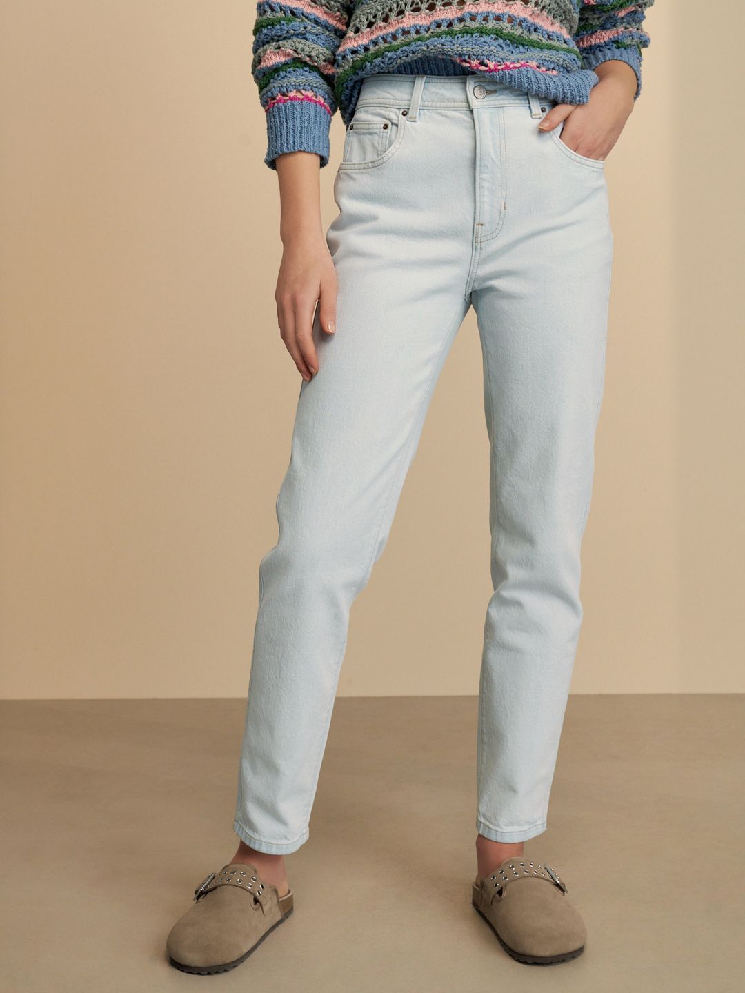 NEXT Women Mid-Rise MOMMU Mom Fit Stretchable Jeans-picture-13