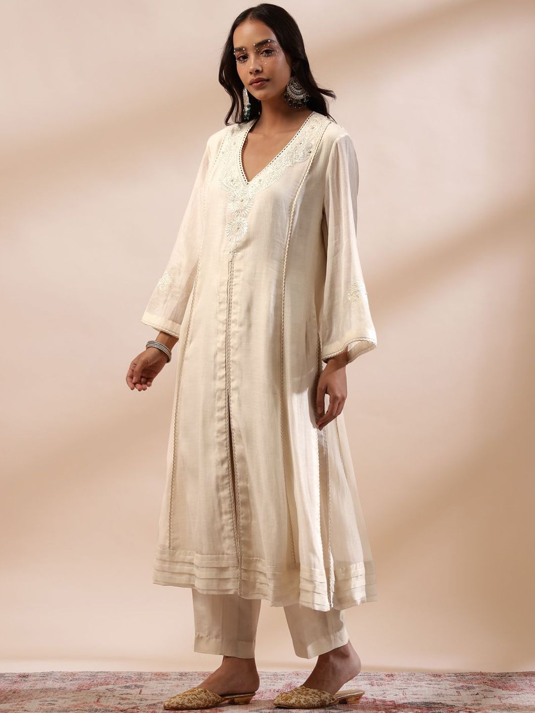 Floral Yoke Design Regular Sequinned Chanderi Cotton Kurta with Palazzos & Dupatta