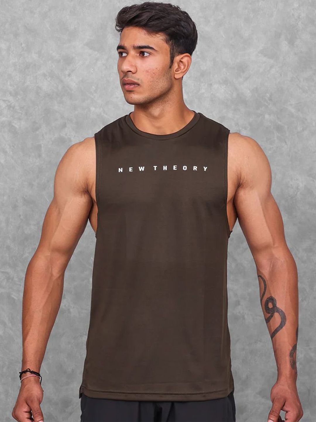 New Theory Insignia Tank - Olive NTC01insignaT-Olive-S-picture-56