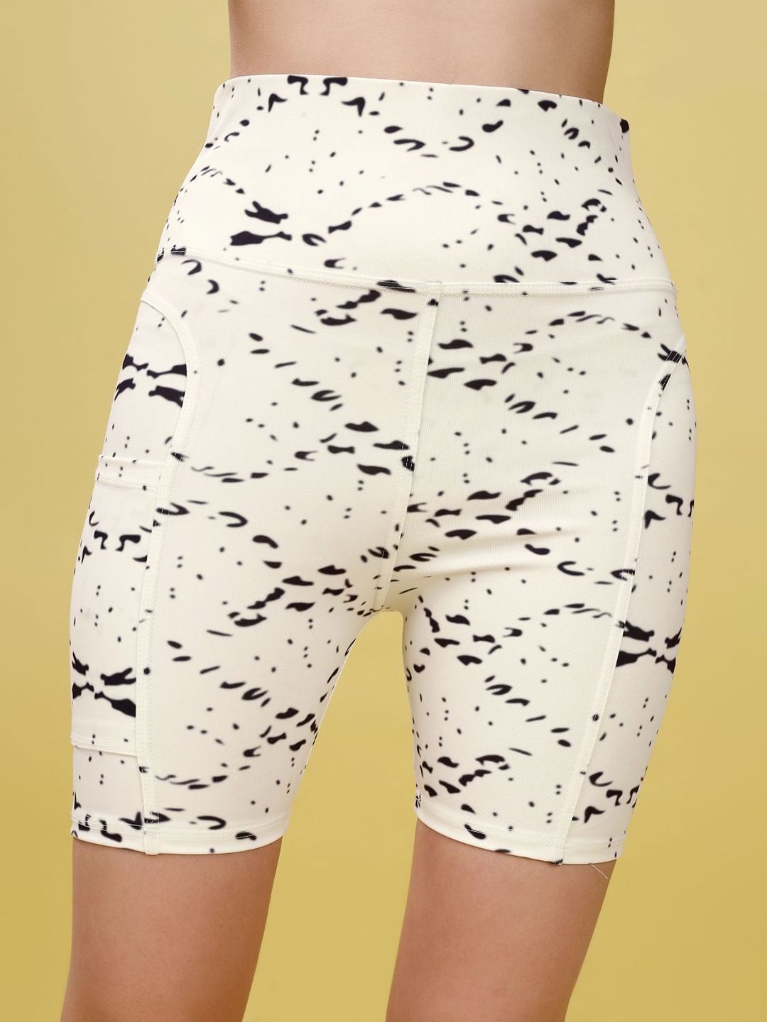 POOJARAN SAREE Women Printed High-Rise Training or Gym Sports Shorts-picture-18