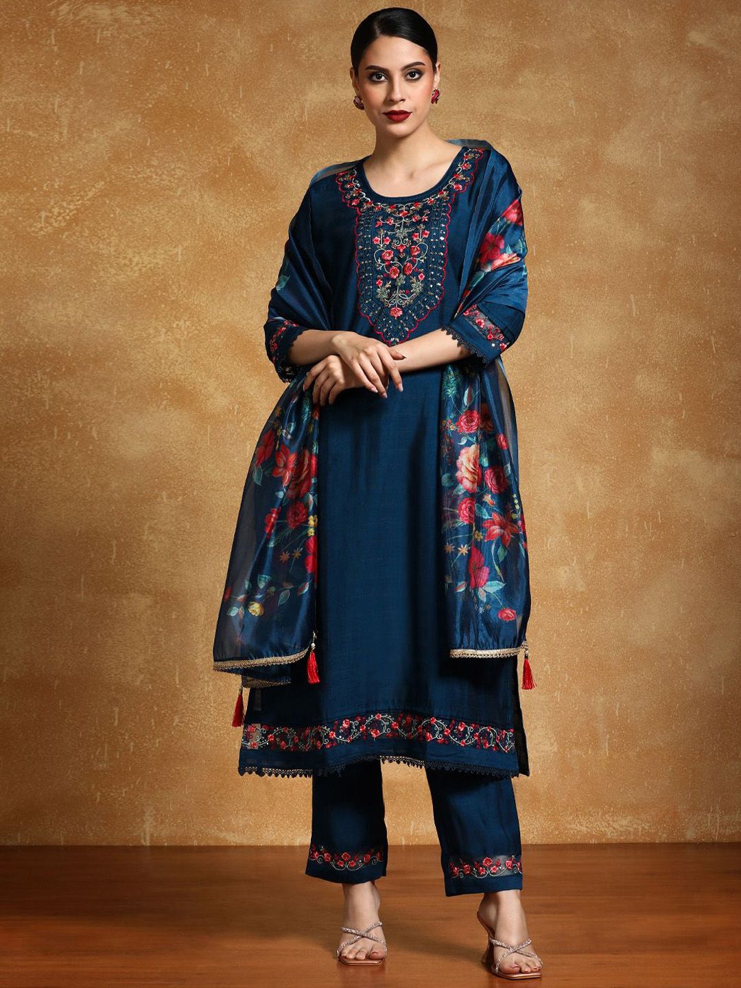 Varanga Women Floral Embroidered Cotton Kurta with Trousers & Dupatta main image 1