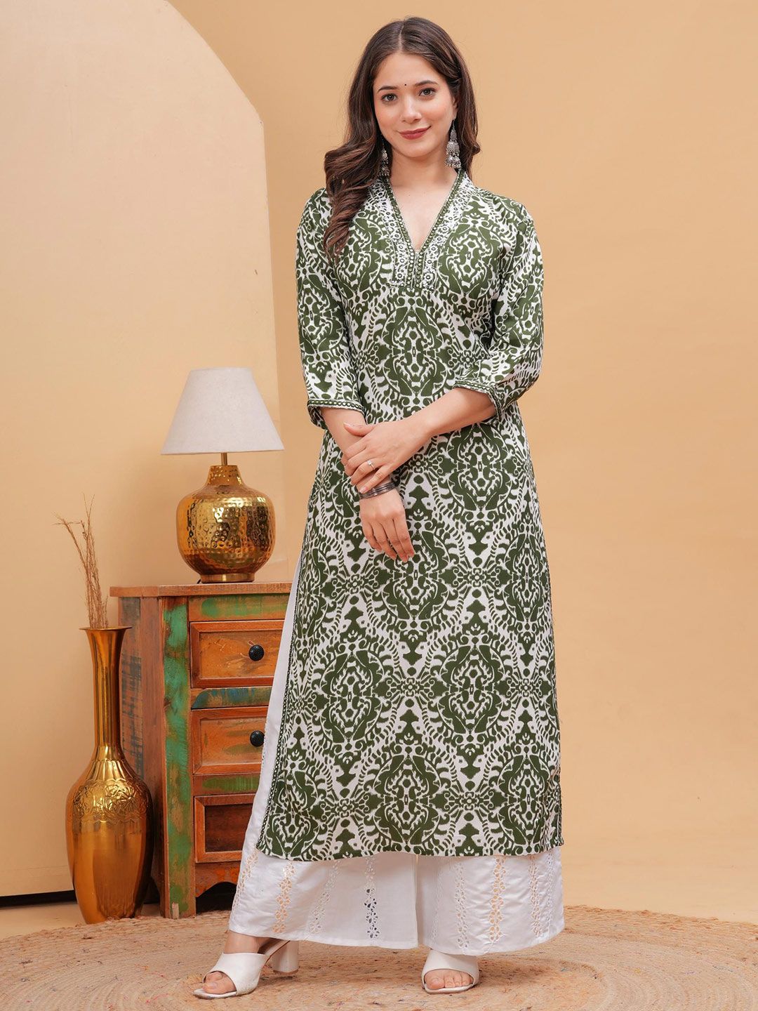 Fashion4word Ethnic Motifs Printed V-Neck Pure Cotton Straight Kurta-picture-24