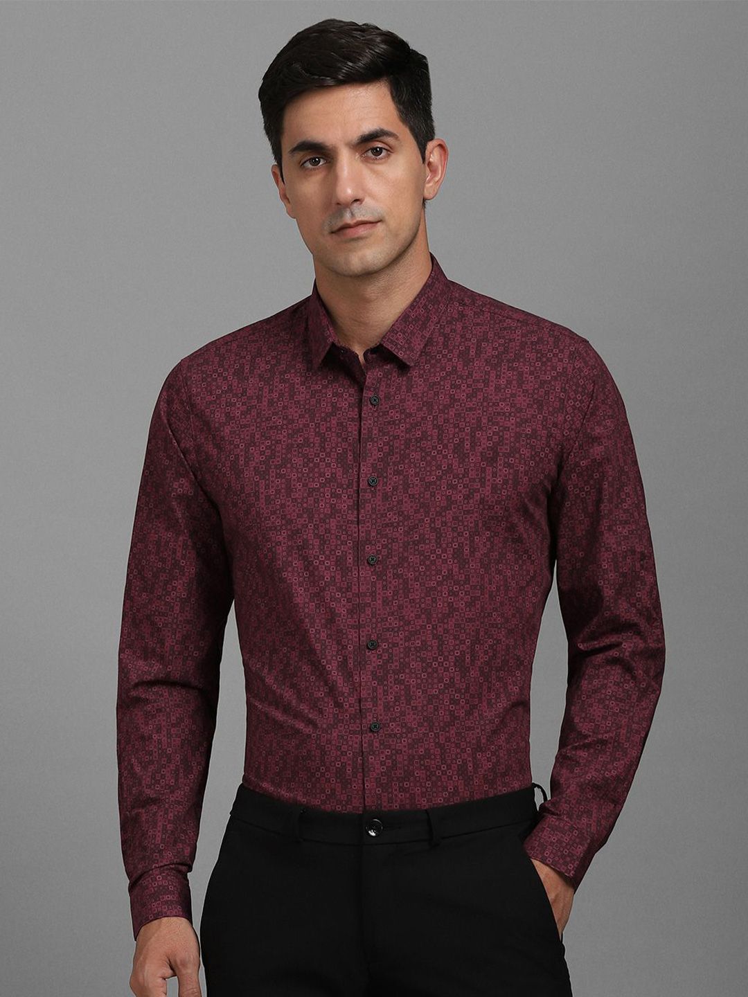 Louis Philippe Geometric Printed Spread Collar Slim Fit Cotton Shirt-picture-10