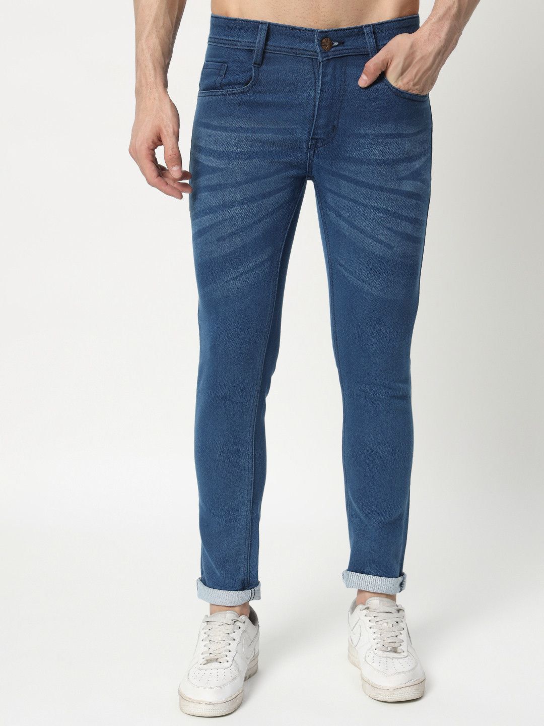 ANGERHOOD Men Relaxed Fit Mid-Rise Mildly Distressed Light Fade Jeans-picture-12