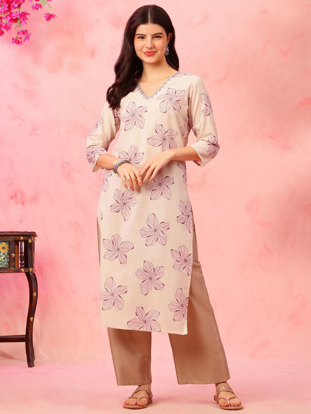 Anouk Rustic Floral Printed V-Neck Cotton Straight Kurta-picture-20