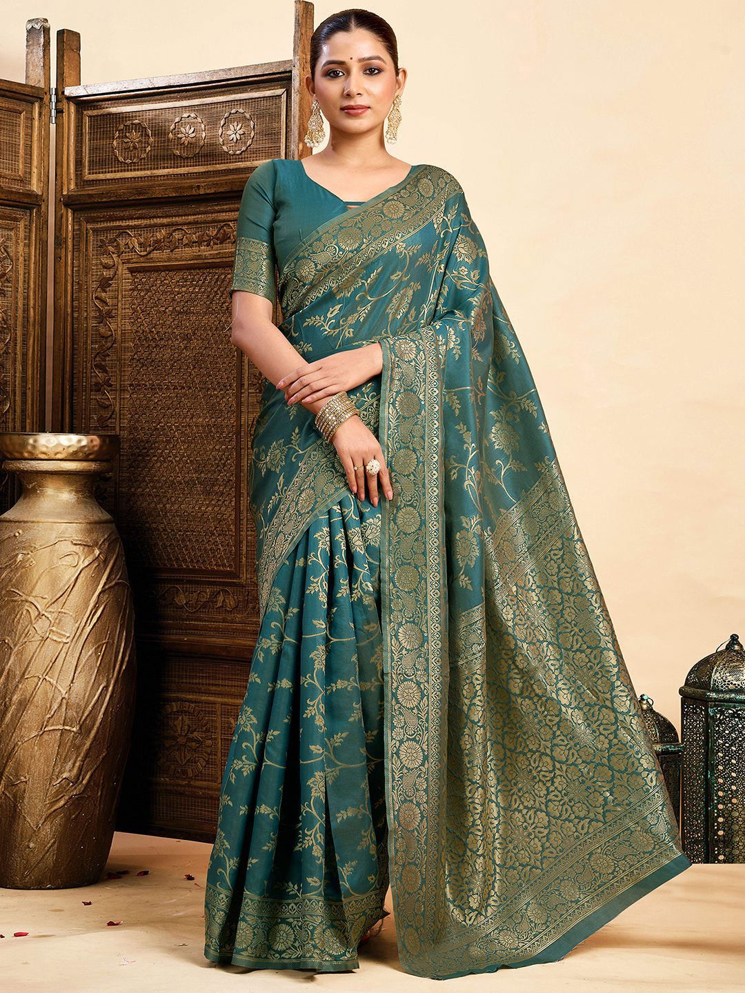 KALINI Woven Design Zari Silk Blend Paithani Saree-picture-38