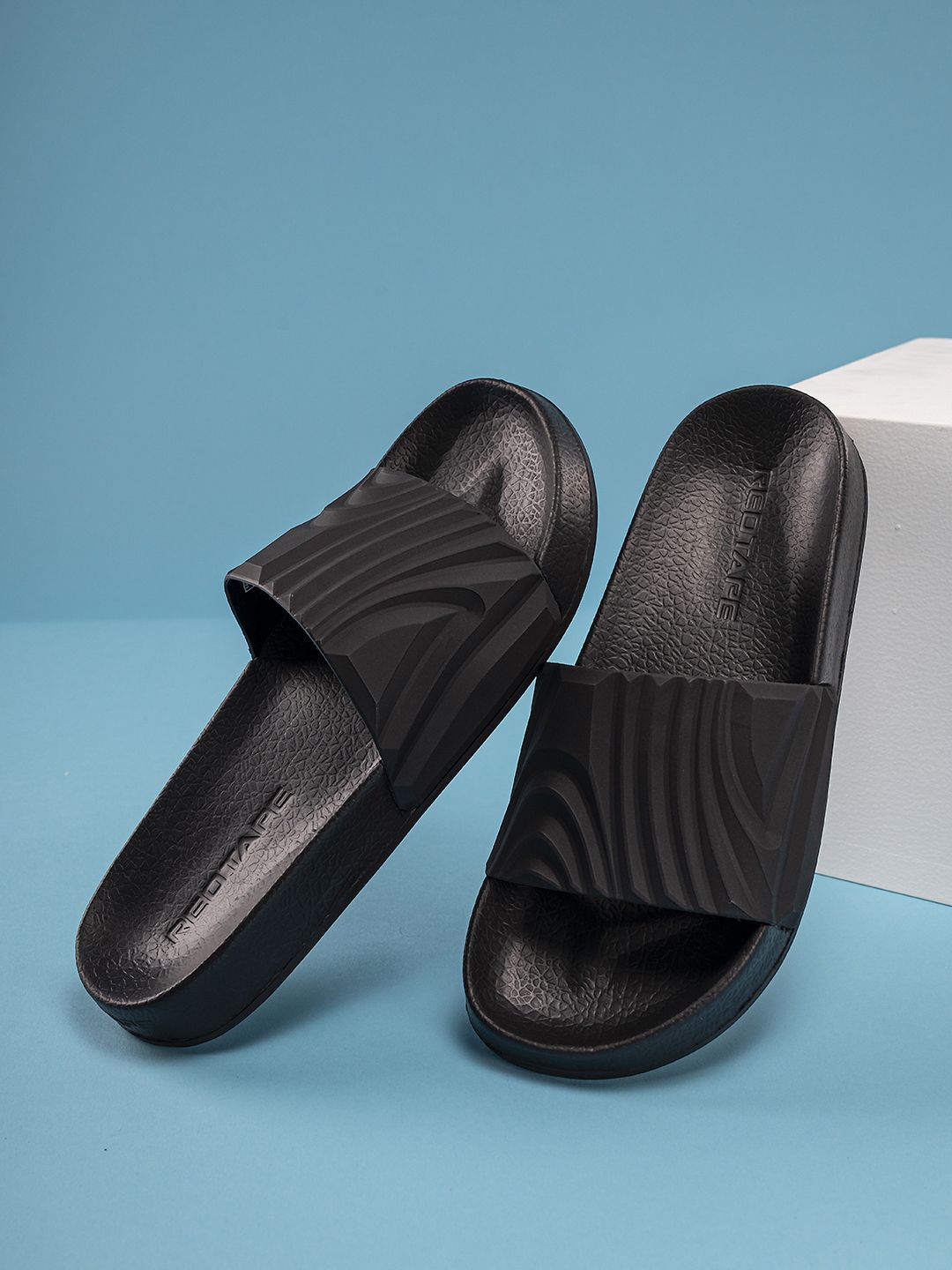 Red Tape Men Self Design Sliders-picture-32