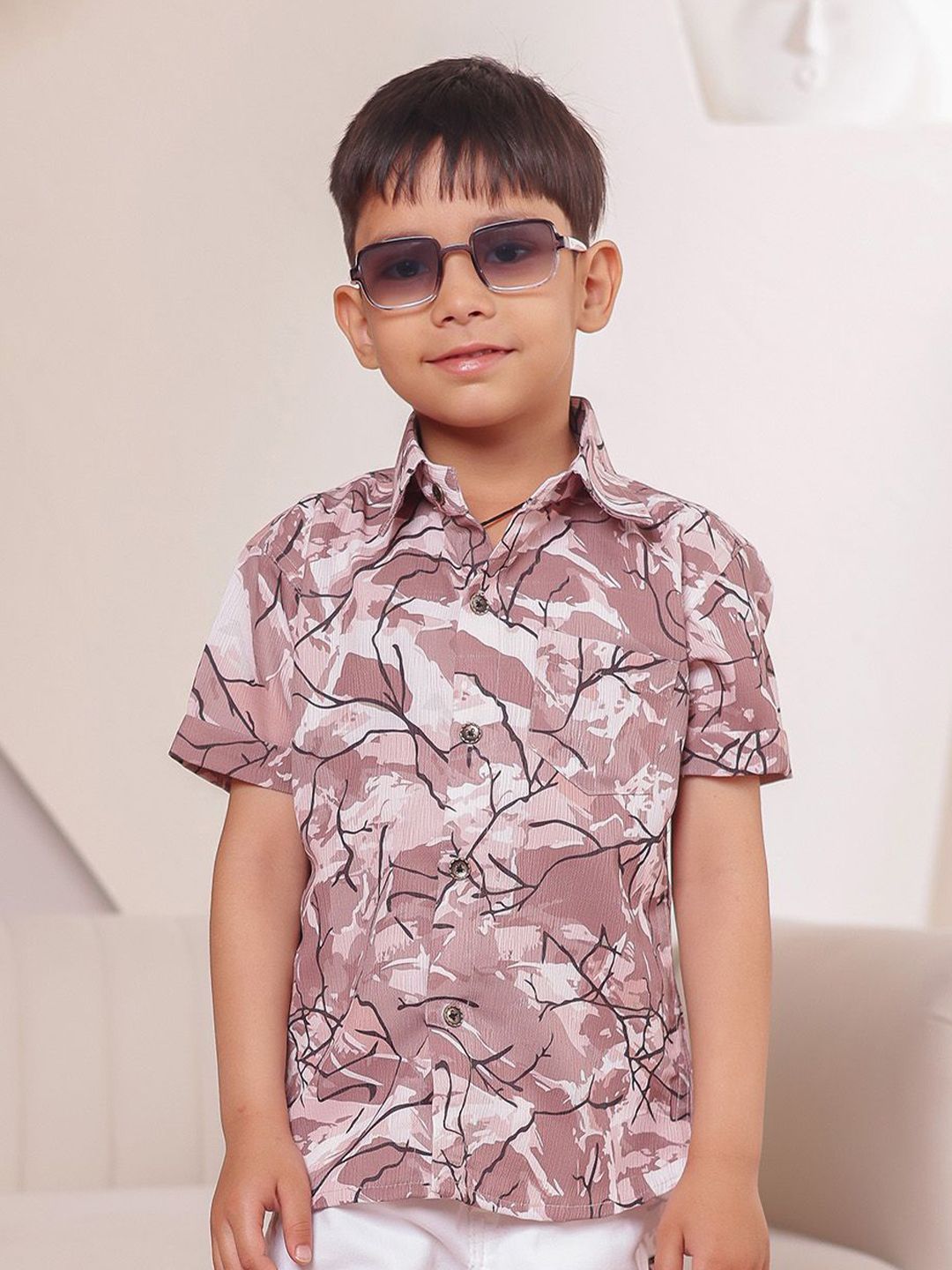 Stuffie Land Boys Classic Fit Floral Printed Spread Collar Cotton Casual Shirt-picture-13