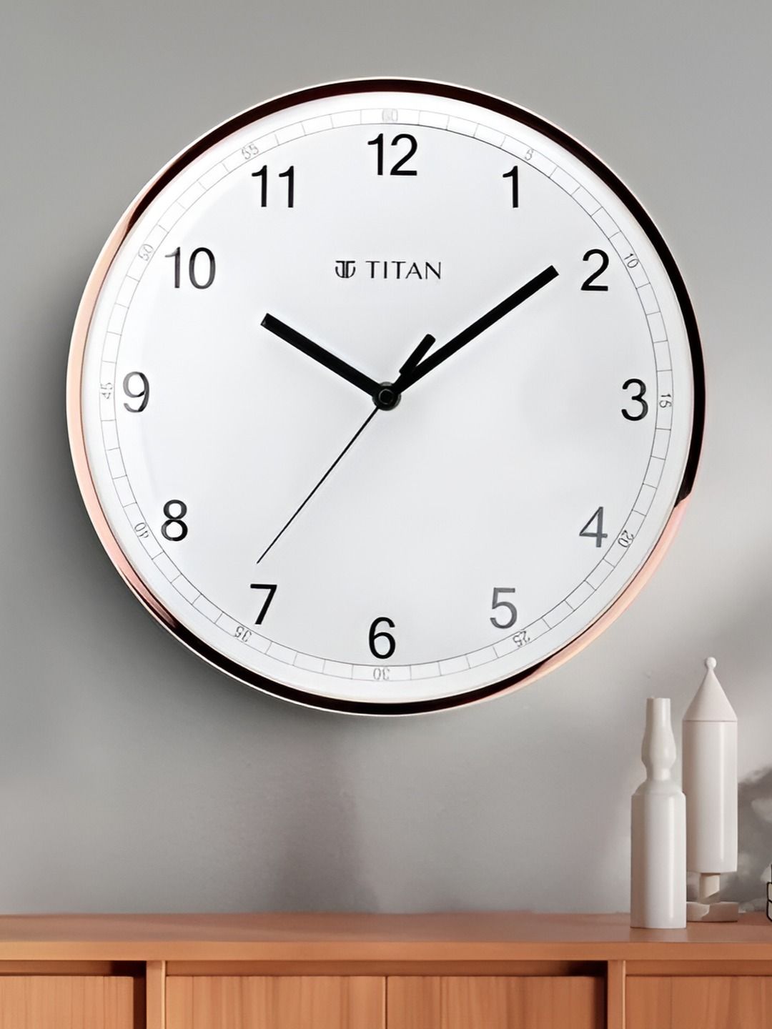 Titan Metallic White & Black Contemporary Wall Clock-image-22