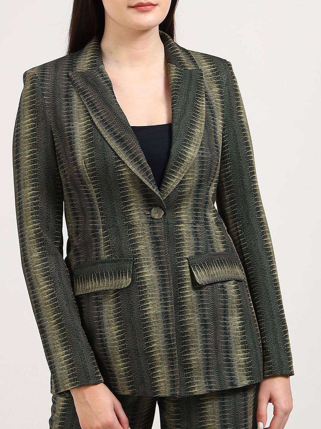 Rinascimento Animal Printed Slim-Fit Single Breasted Blazer-picture-49