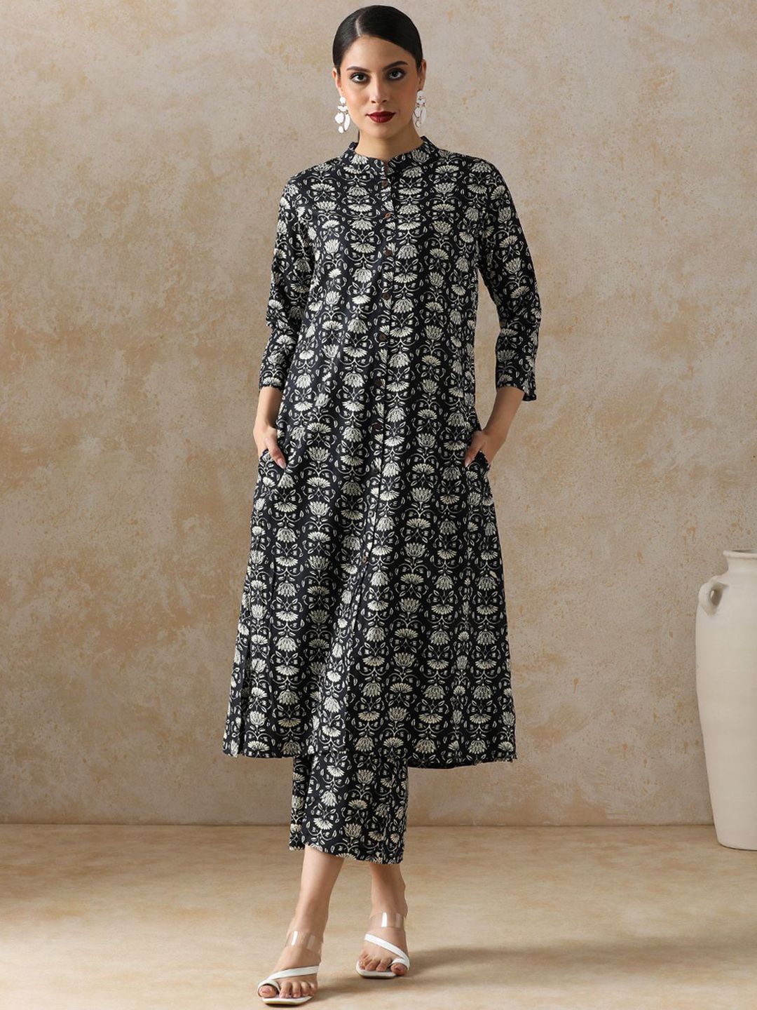 Moara Floral Printed Mandarin Collar A-Line Kurta With Palazzos-picture-23