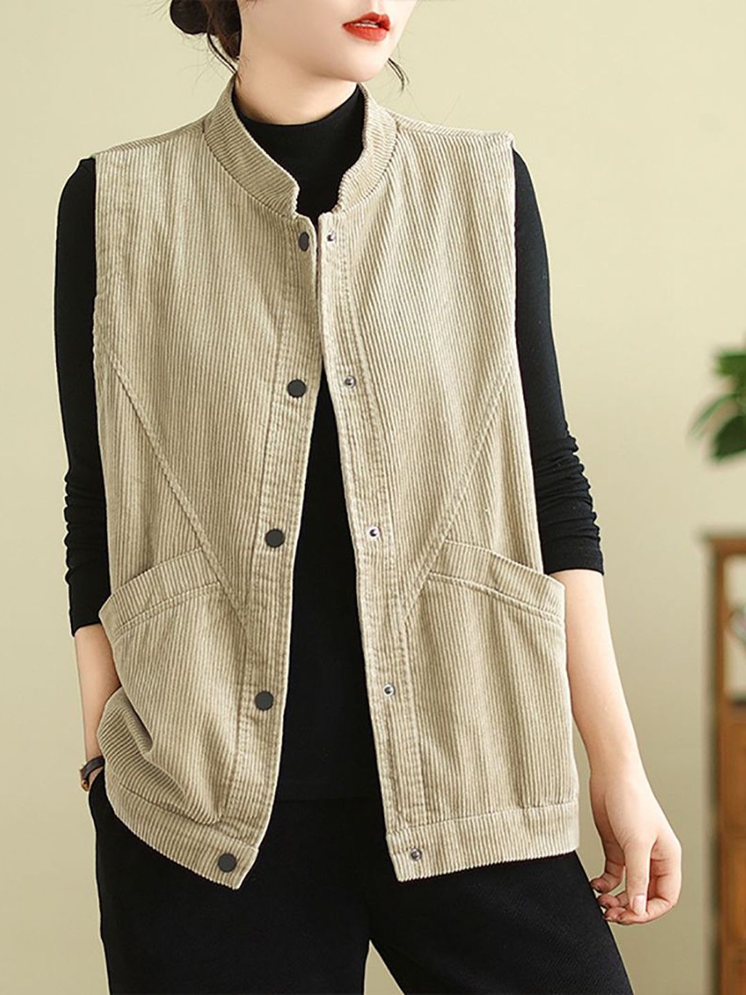 StyleCast x Revolte Women Mandarin Collar Sleeveless Tailored Jacket