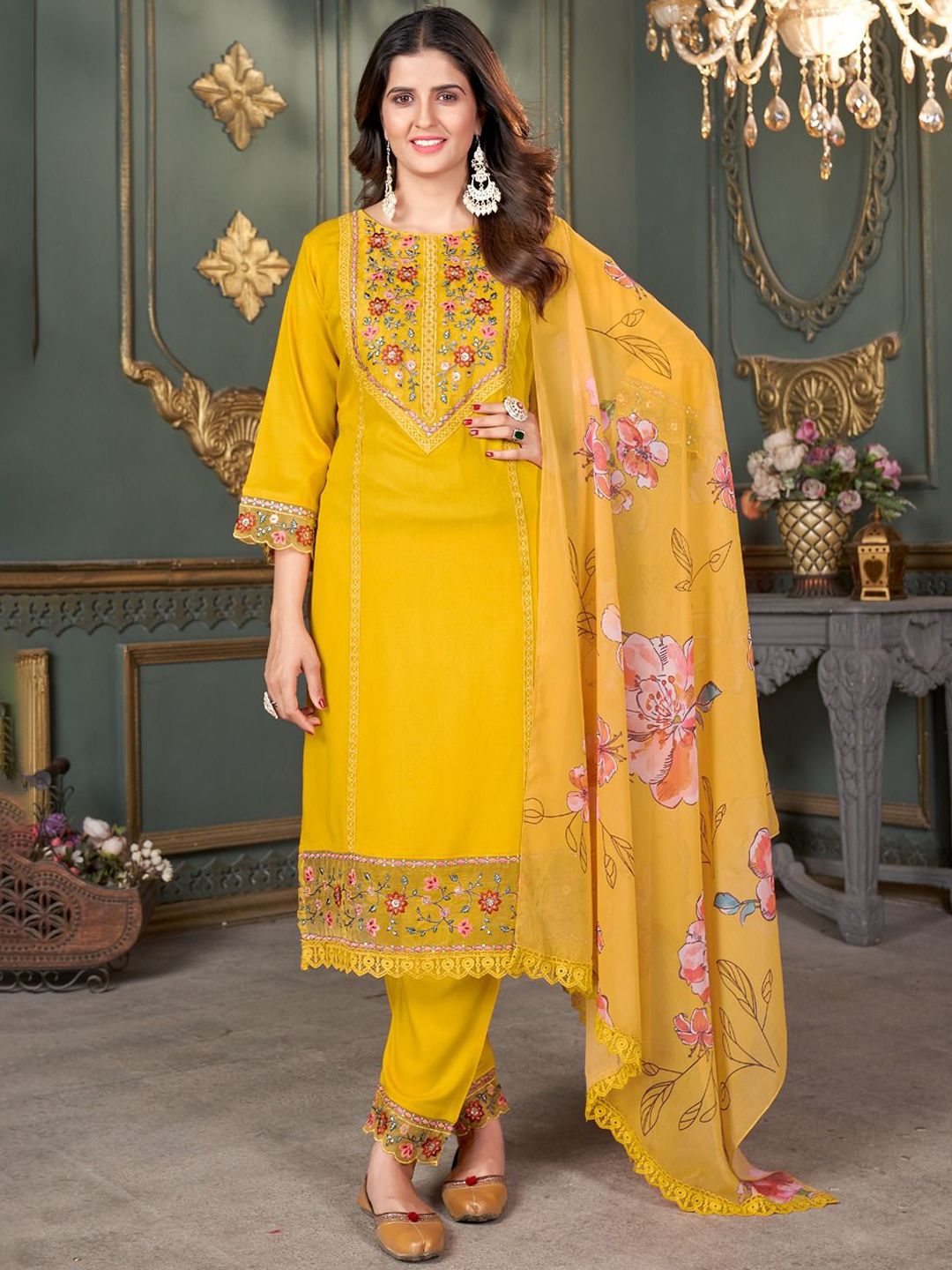 WAZIX Clothing Floral Embroidered Thread Work Straight Kurta With Trousers & Dupatta