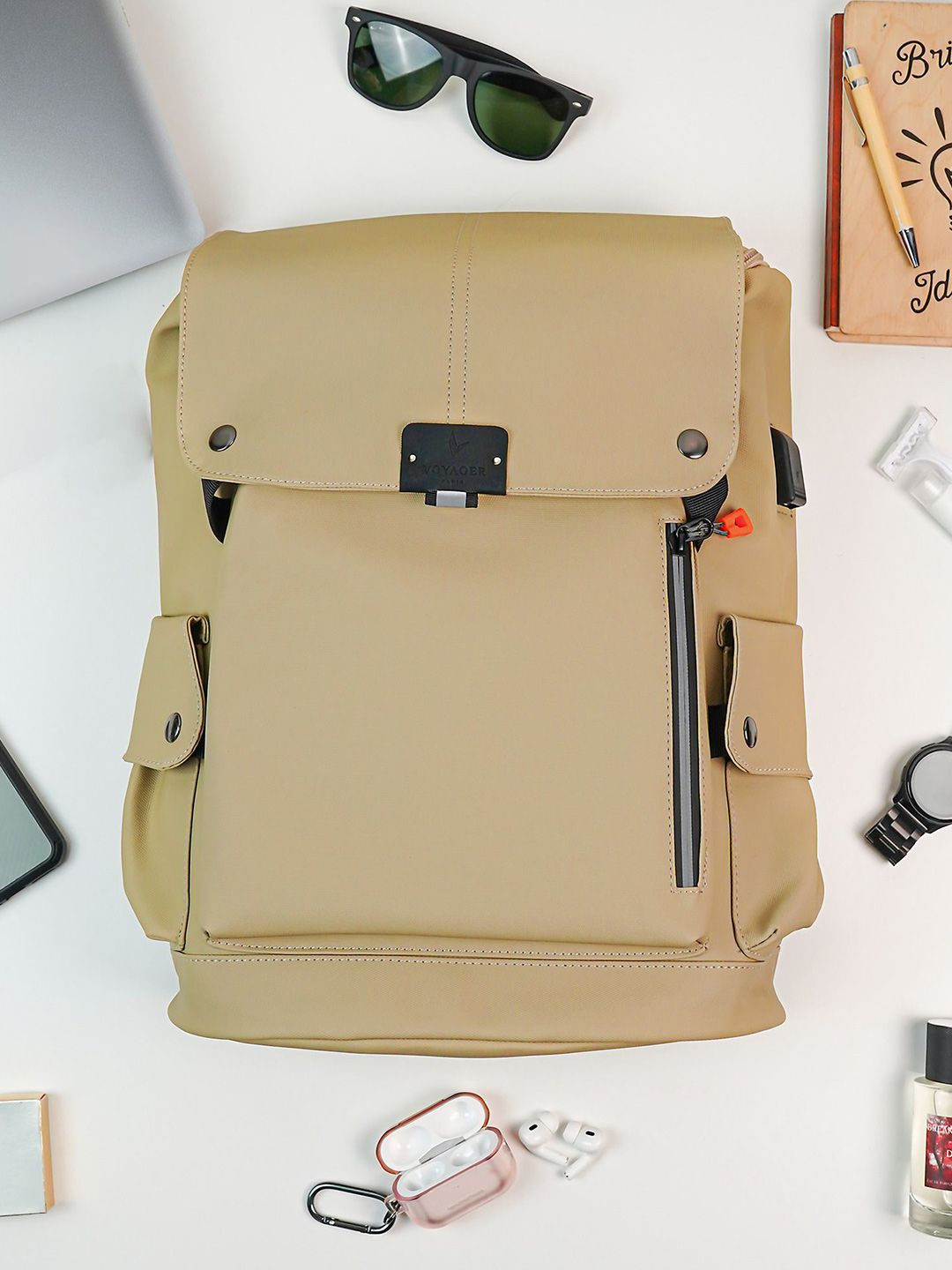 VOYAGER PARIS Unisex Backpack with USB Charging Port-picture-39