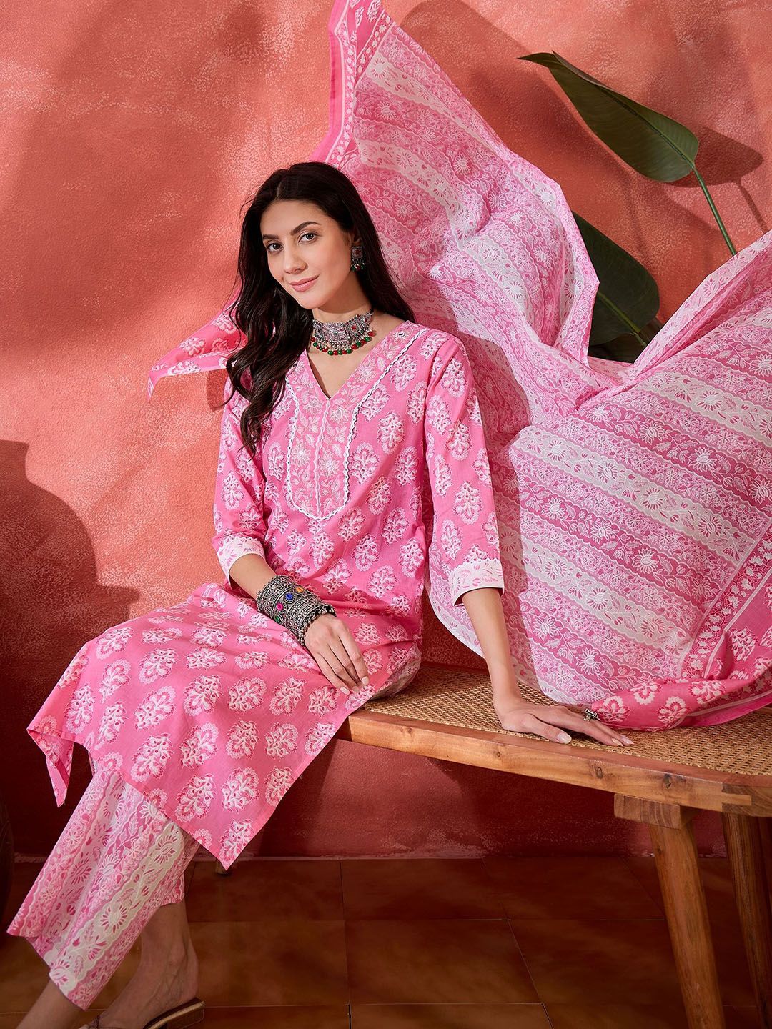 Sangria Women Floral Printed Straight Kurta & Trousers With Dupatta-picture-24