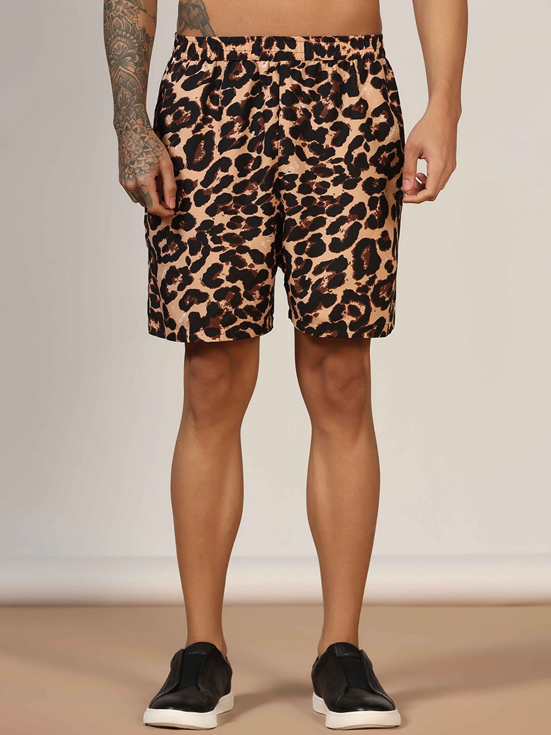 SZN Men Animal Printed High-Rise Shorts-picture-23