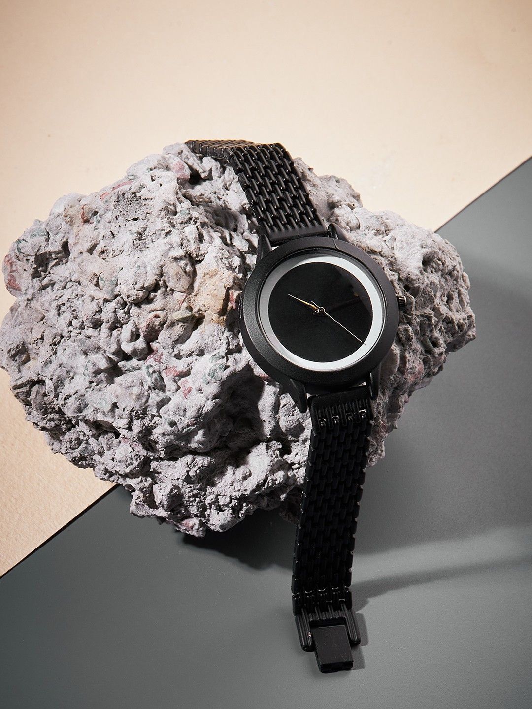 SZN Women Dial & Stainless Steel Straps Analogue Watch Laxi BlackSZN-image-20