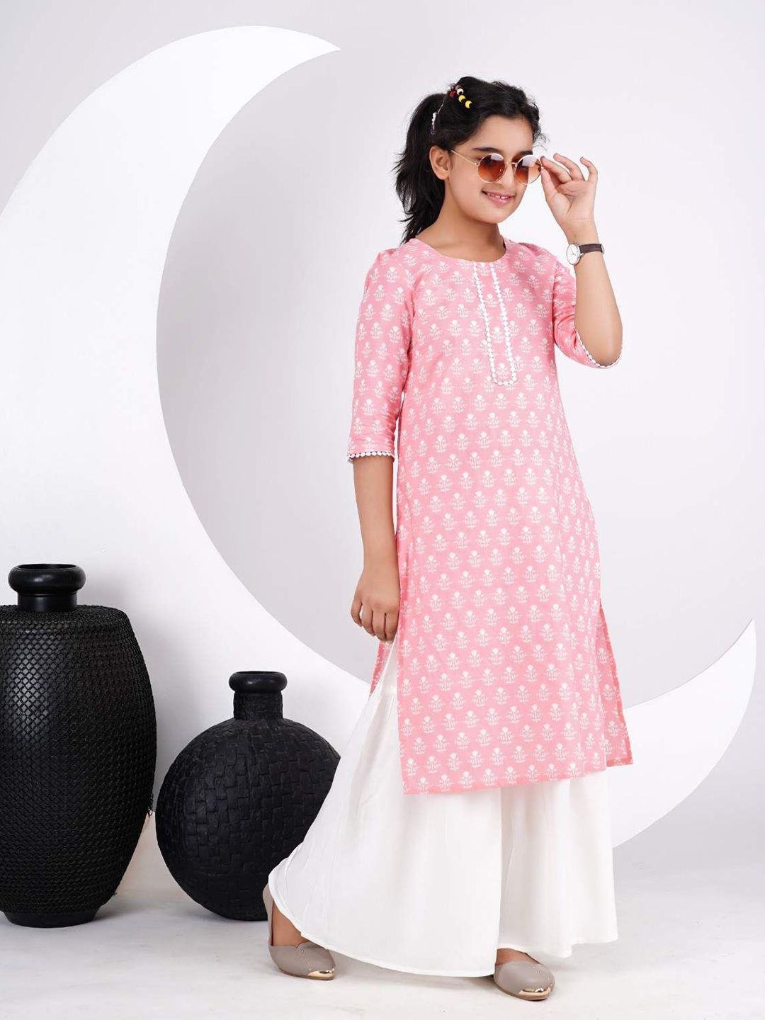 DMP FASHION Girls Floral Print Cotton Straight Kurta-picture-27