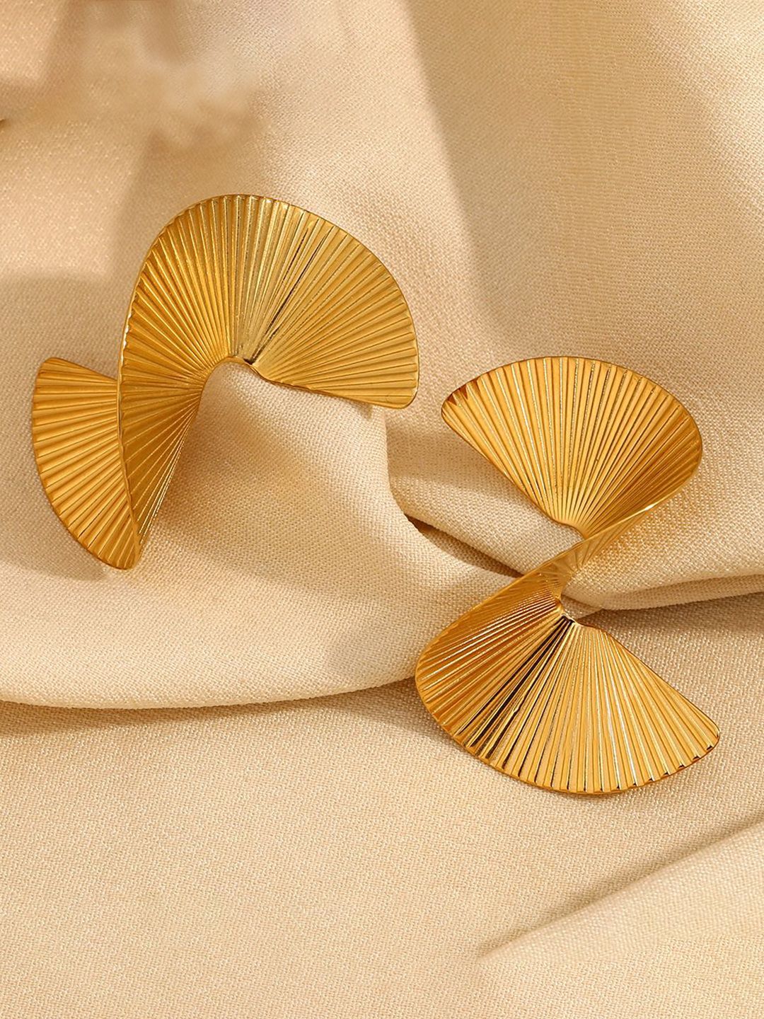 DressBerry Stainless Steel 18K Gold-Plated Contemporary Shaped Anti Tarnish Studs-picture-18