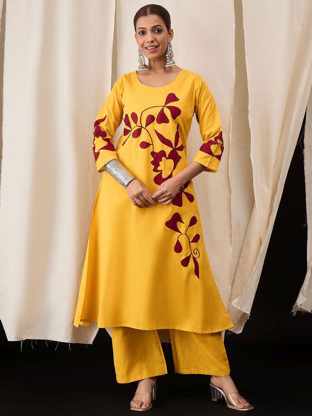 Anouk Women Floral Printed Kurta with Palazzos