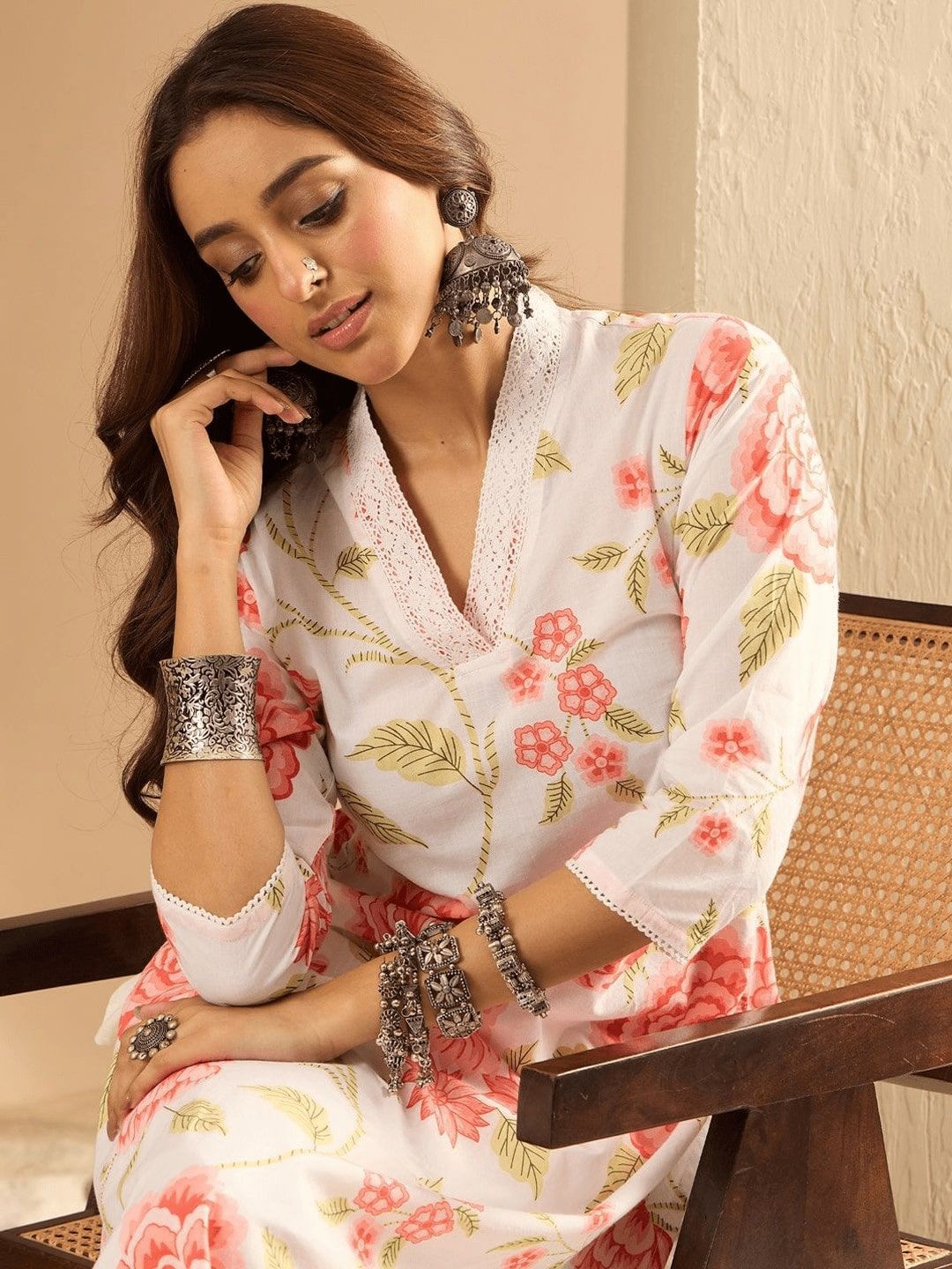 Royal Export Floral Printed Cotton V-Neck Straight Kurta-picture-12