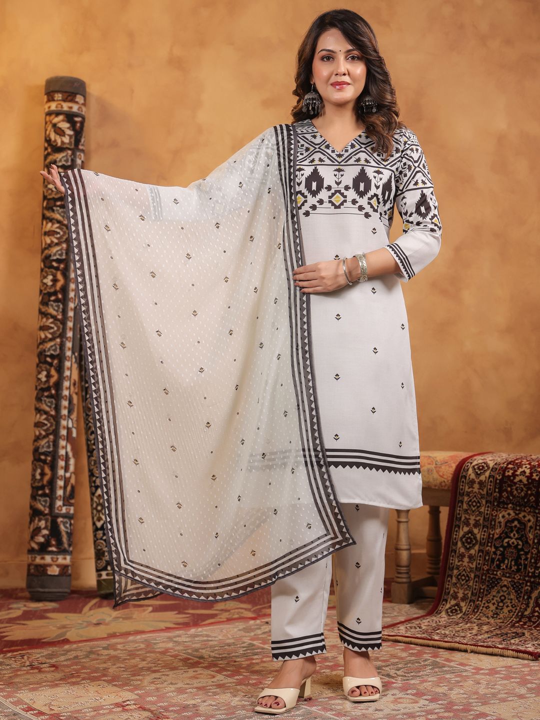 Span Women Printed V-Neck Pure Cotton Kurta with Trousers & With Dupatta-picture-32