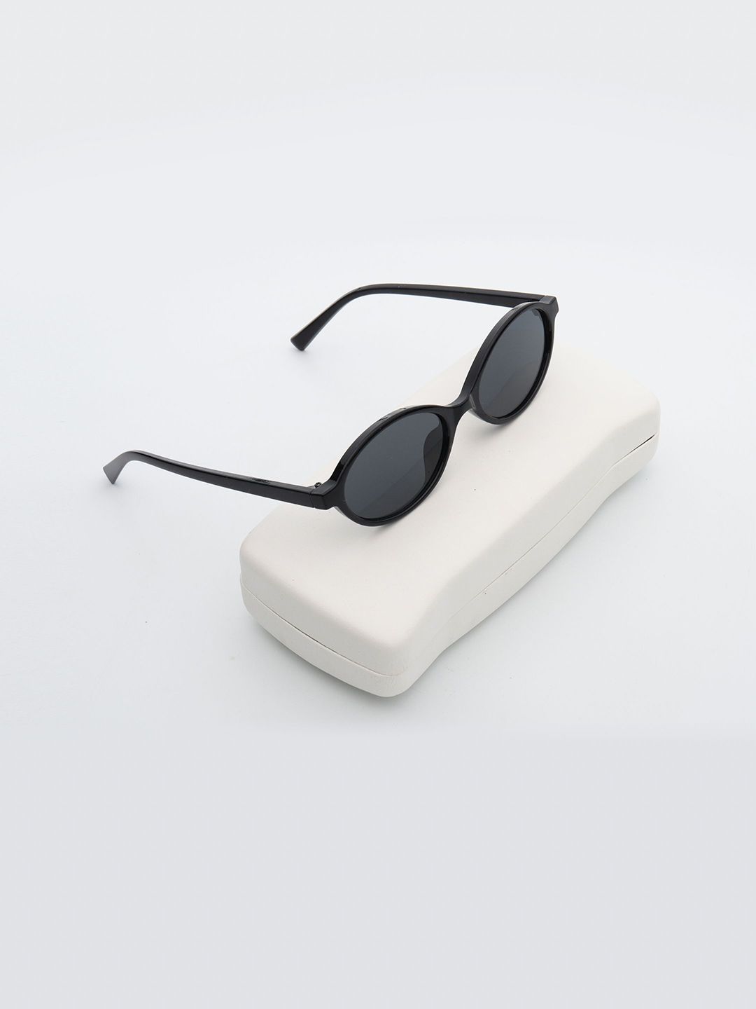 PELLE LUXUR Women Oval Sunglasses with UV Protected Lens PL25GS185-image-13