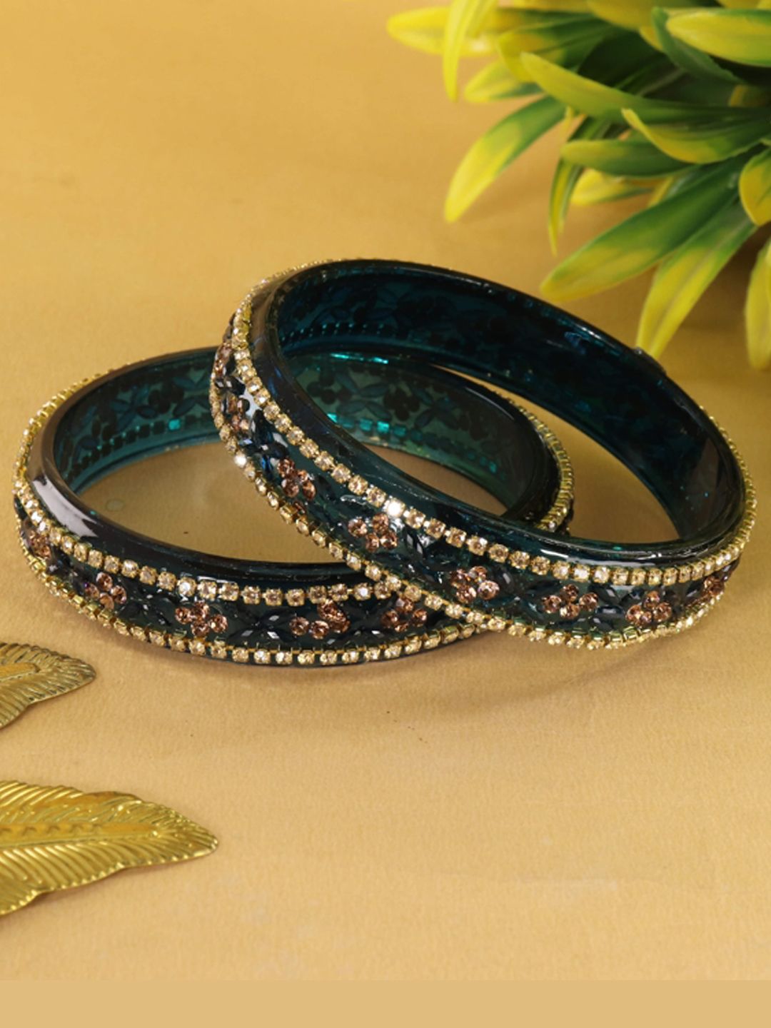 LAVAZZA Set Of 2 Zircon Diamonds & Crystals Studded Glass Bangles-picture-12