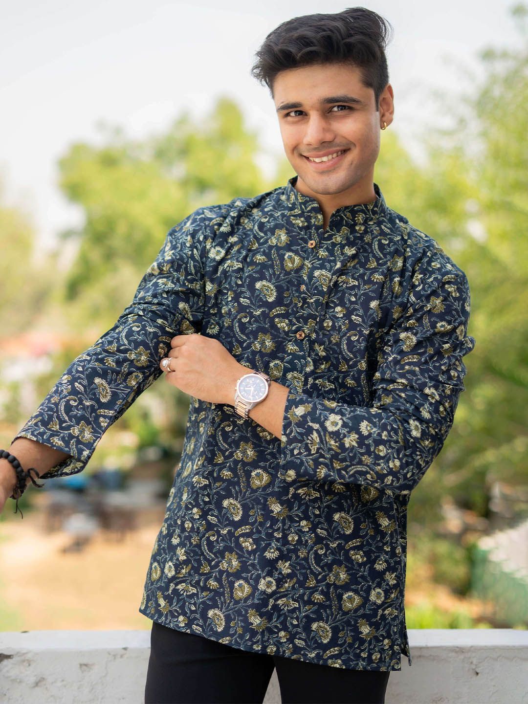 Shasak Men Floral Printed Batik Fusion Cotton Straight Kurta-picture-15