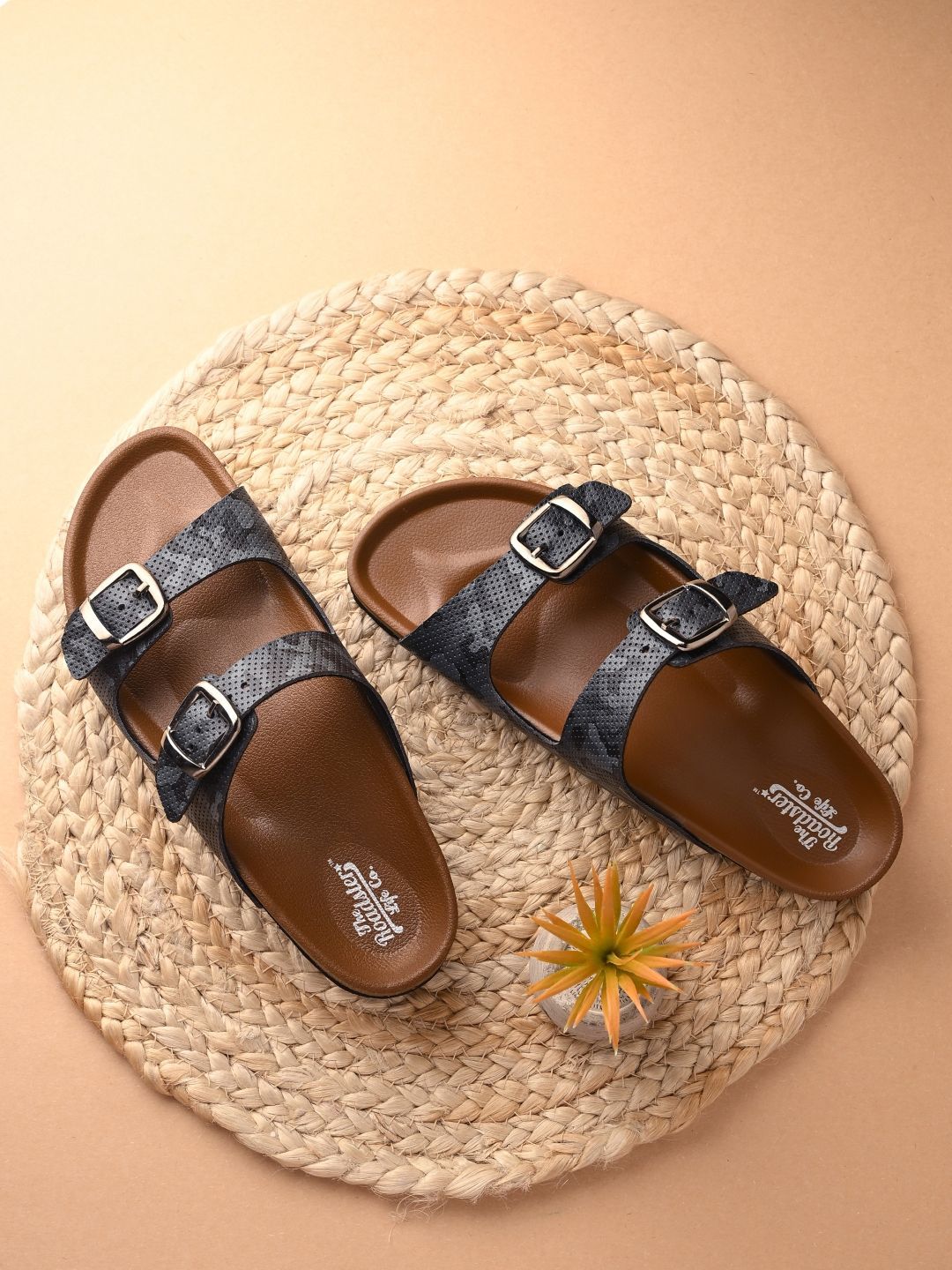 The Roadster Lifestyle Co Women Printed Open Toe Flats-picture-12